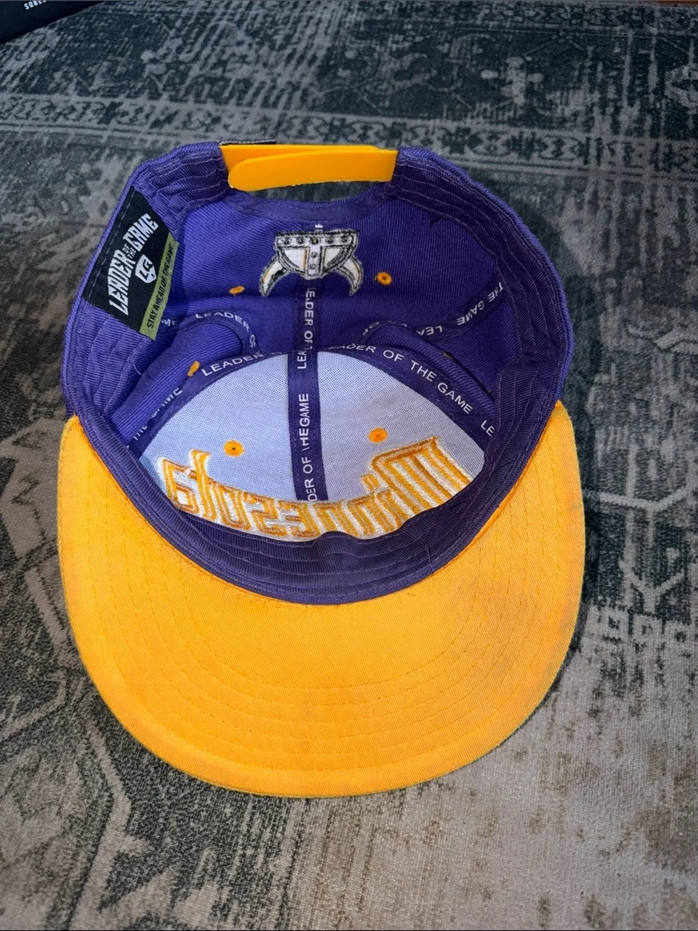 N/A bold purple